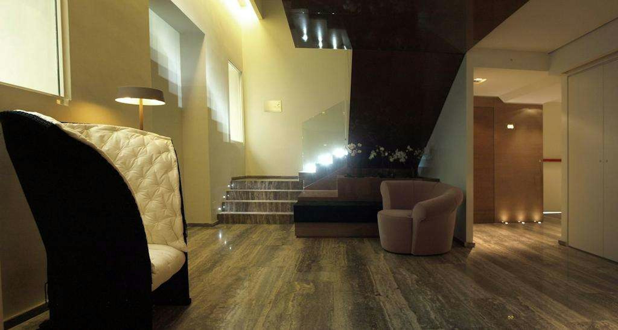 Romano House 47/69
