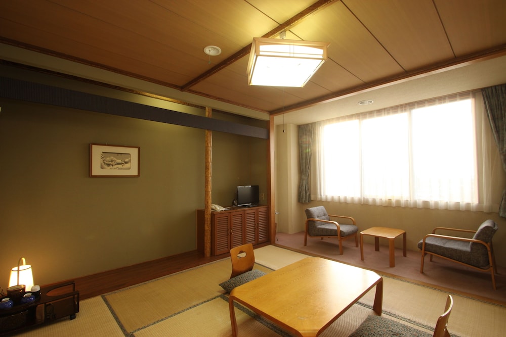 Sasai Hotel 40/59