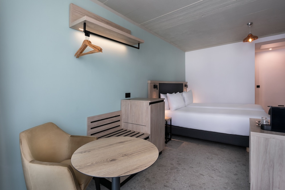 Hotel Mistral St. Julian's 20/58
