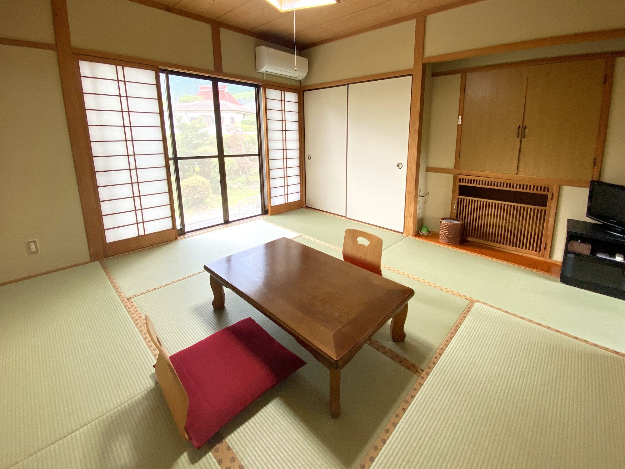 JAPANESE, STANDARD, SHARED BATHROOM