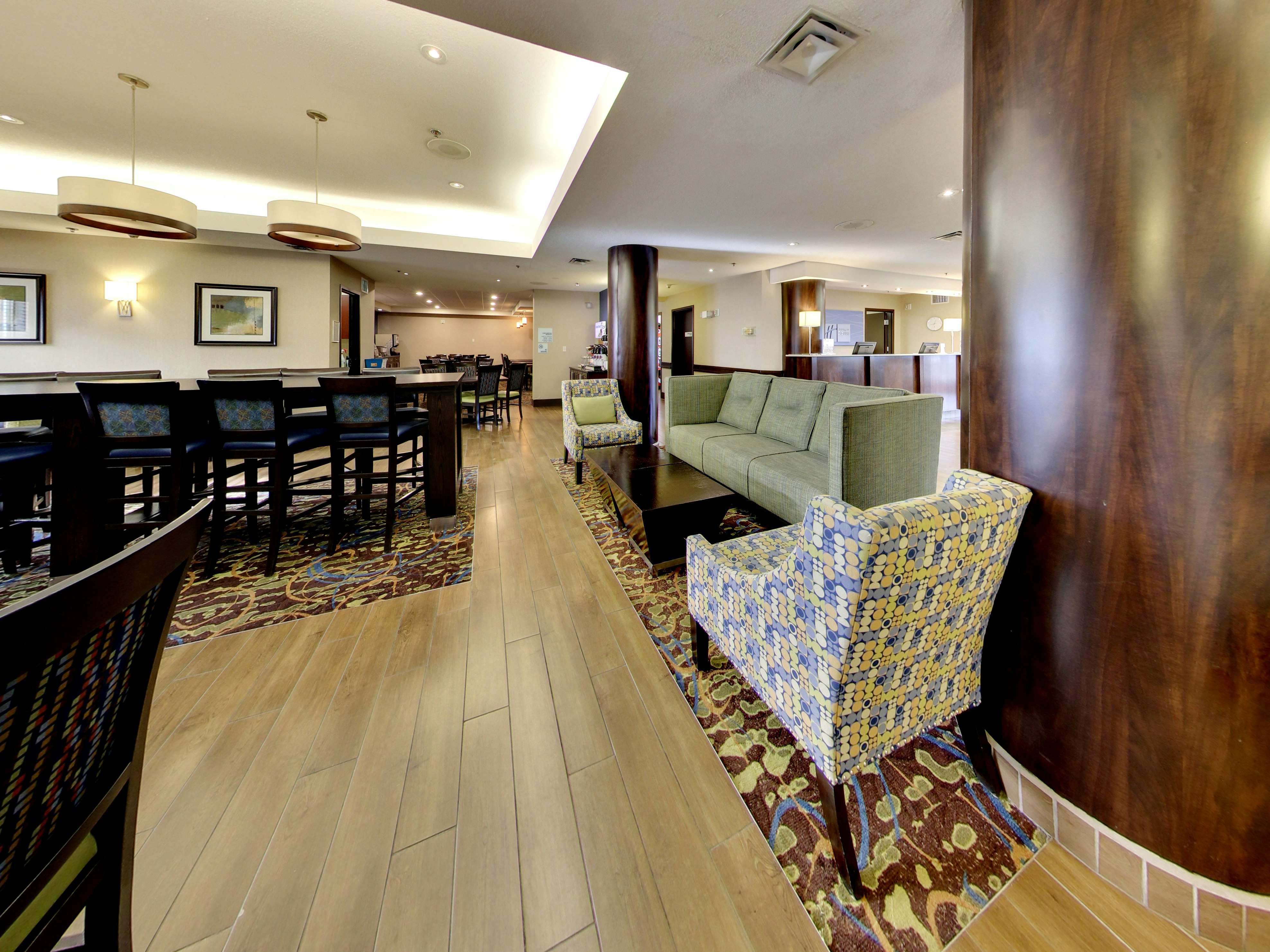 Holiday Inn Express Hotel Suites Edmonton International Airport 36/50