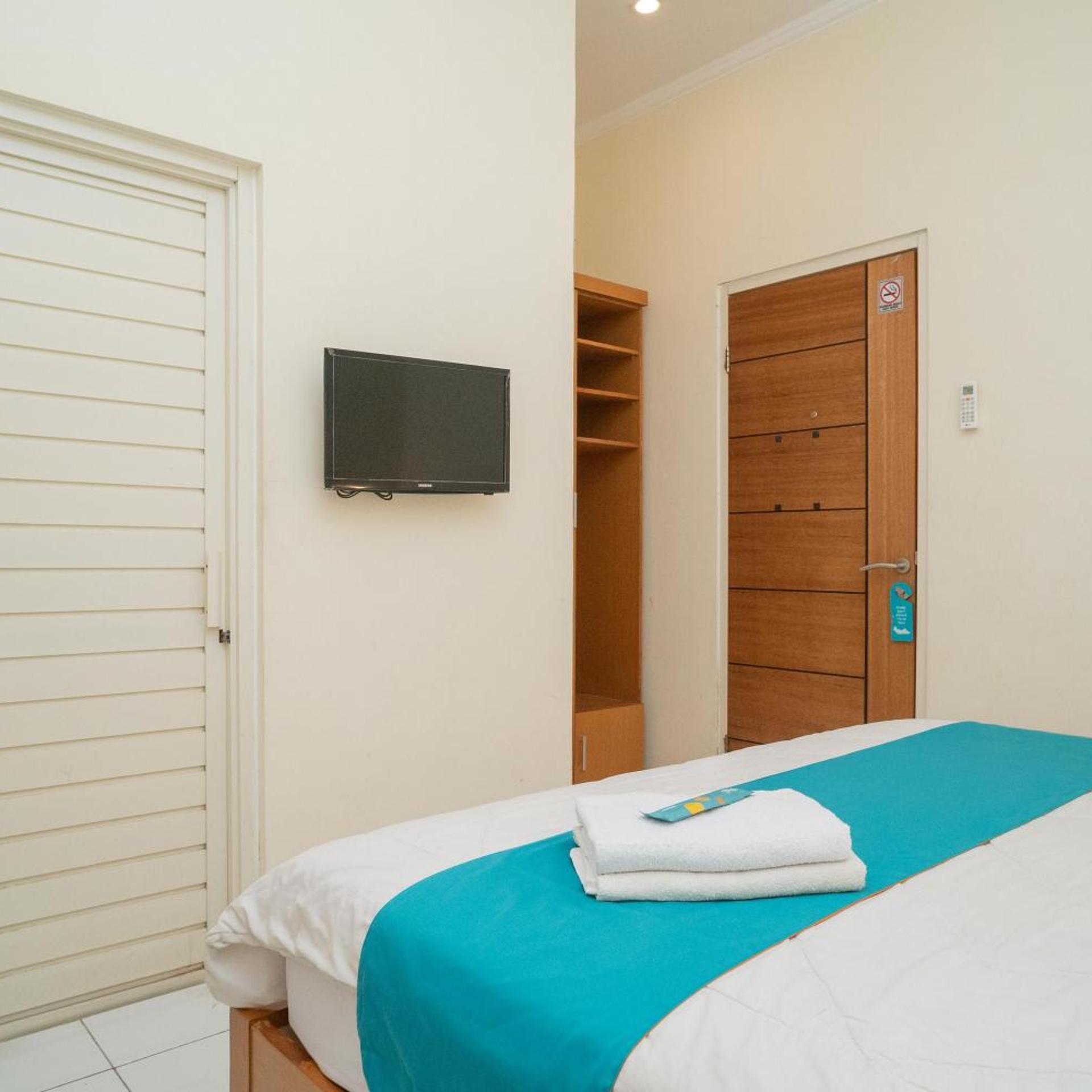 Sans Hotel Fif Fa Malang (ex OYO 3798 Fif fa Inn Pisang Kipas) 27/50