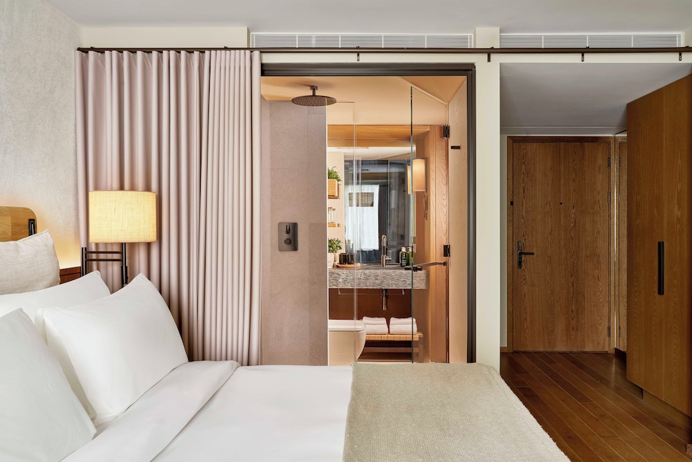 غرفة بسرير كينج، 1 Hotel Mayfair 2/4