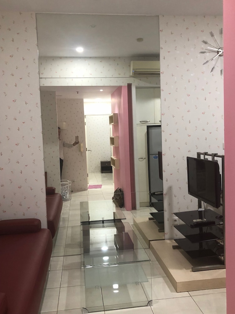 Sudirman Park Apartment By Merry 31/50