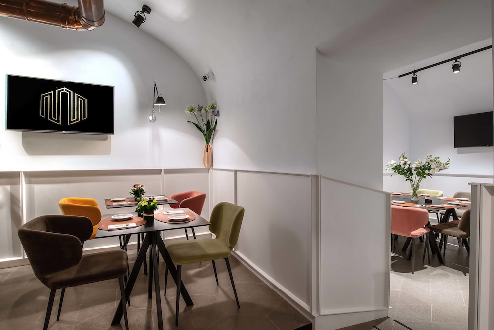 Navona Street Hotel 37/69
