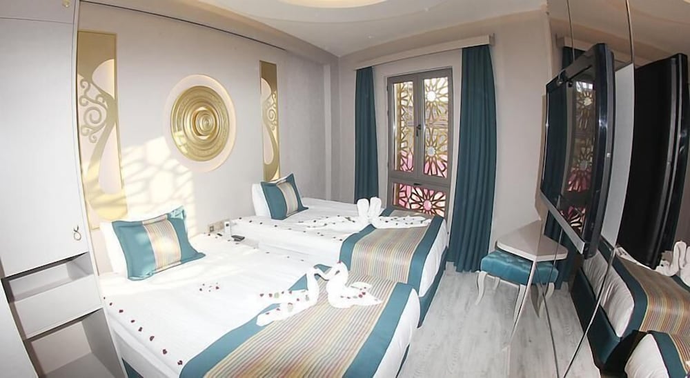 Nun Otel 14/50