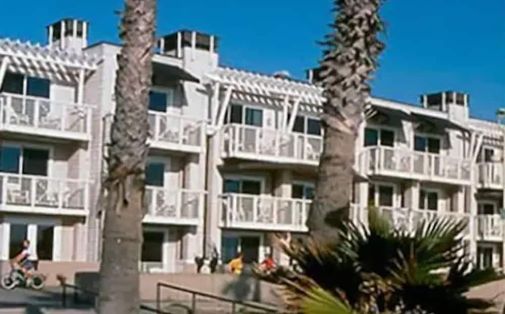 Beach House Hotel At Hermosa Beach 6/51