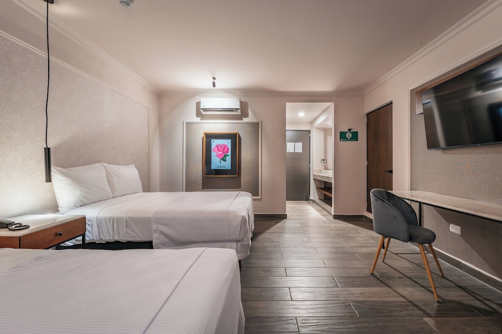 Hotel MID Project 16/58