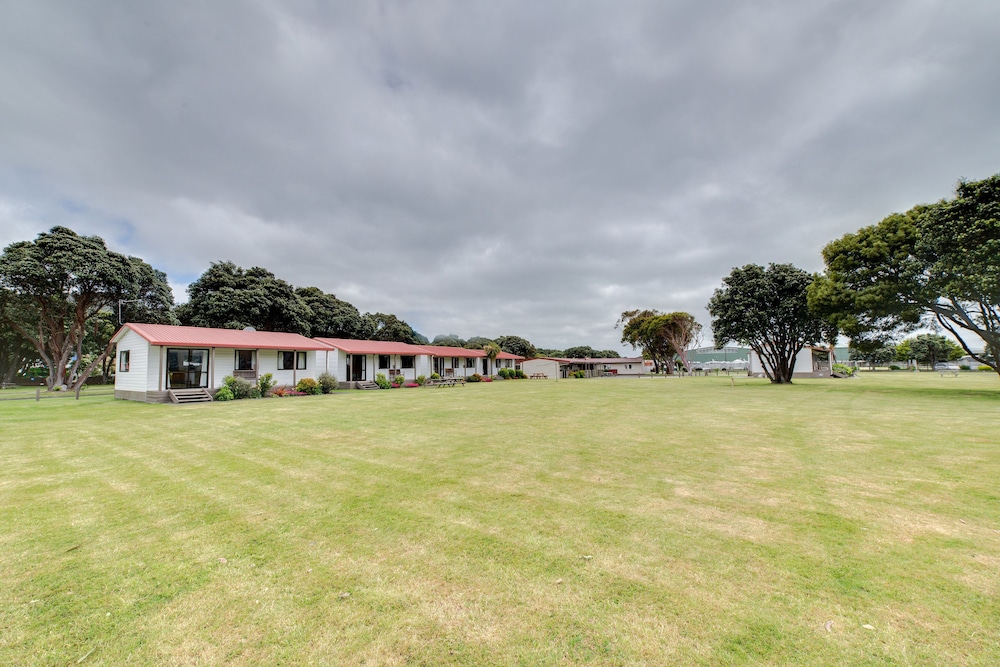 Wellington Top 10 Holiday Park 45/50