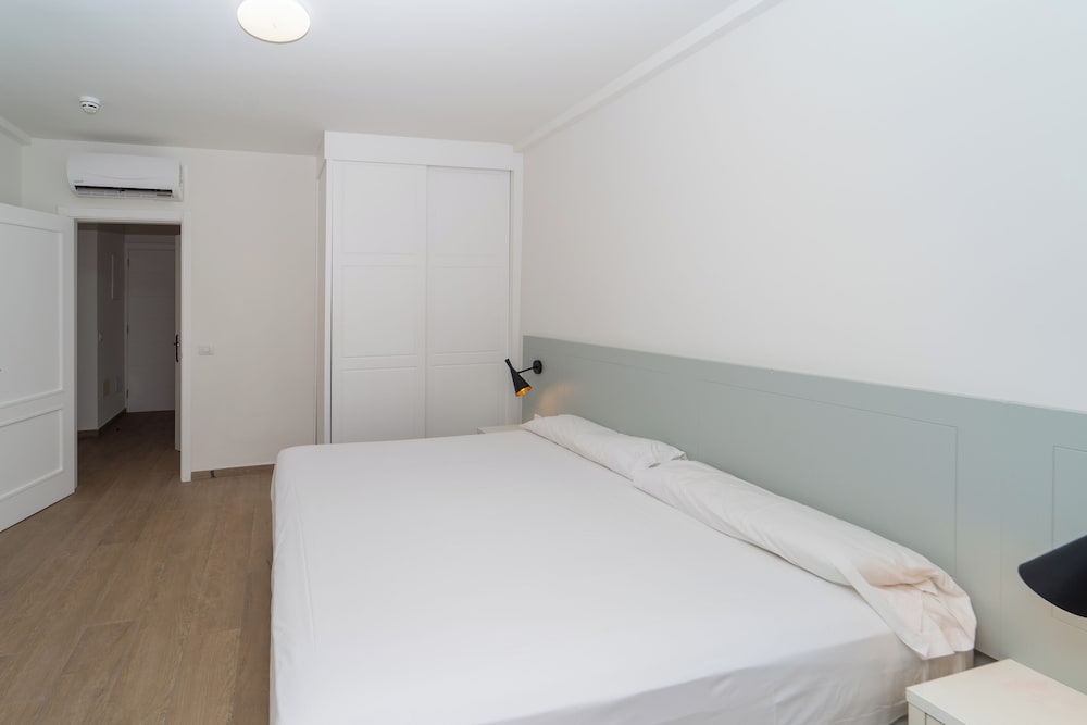 Los Olivos Beach Resort 16/60