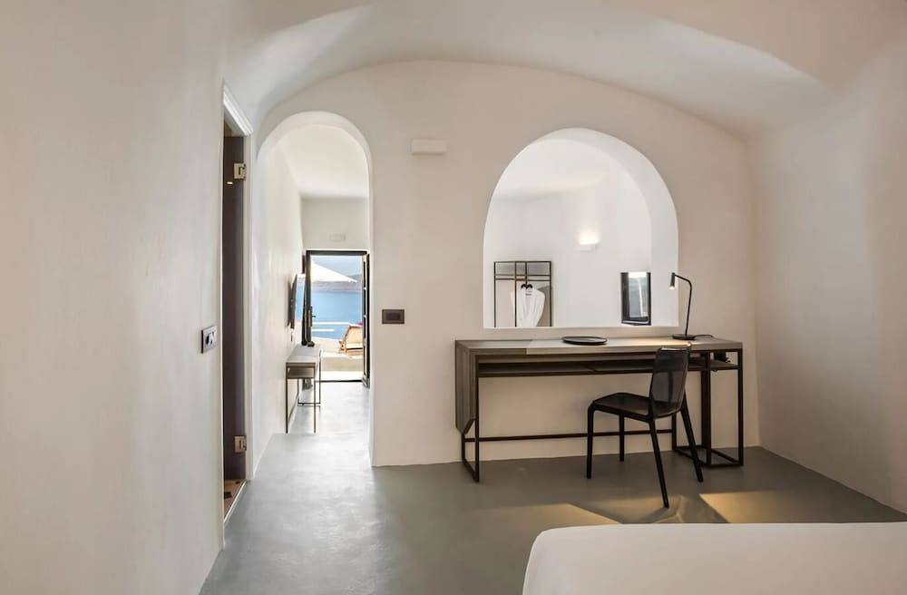 Sunrocks Hotel - Adults Only 63/69