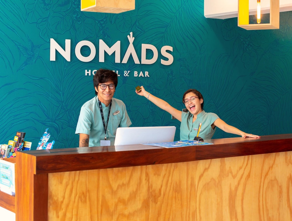 Nomads Hotel Hostel And Bar 3/55