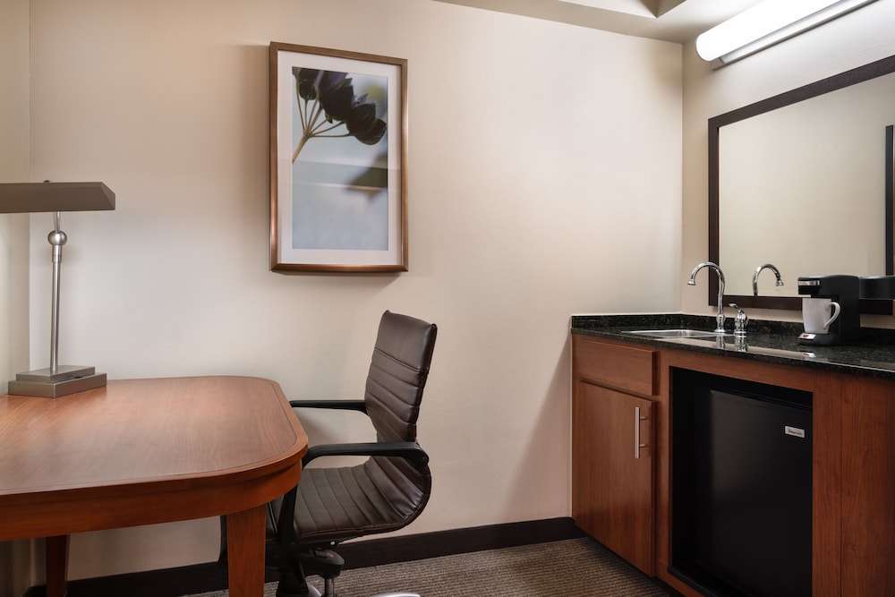 Hyatt Place Denver Tech Center 53/60