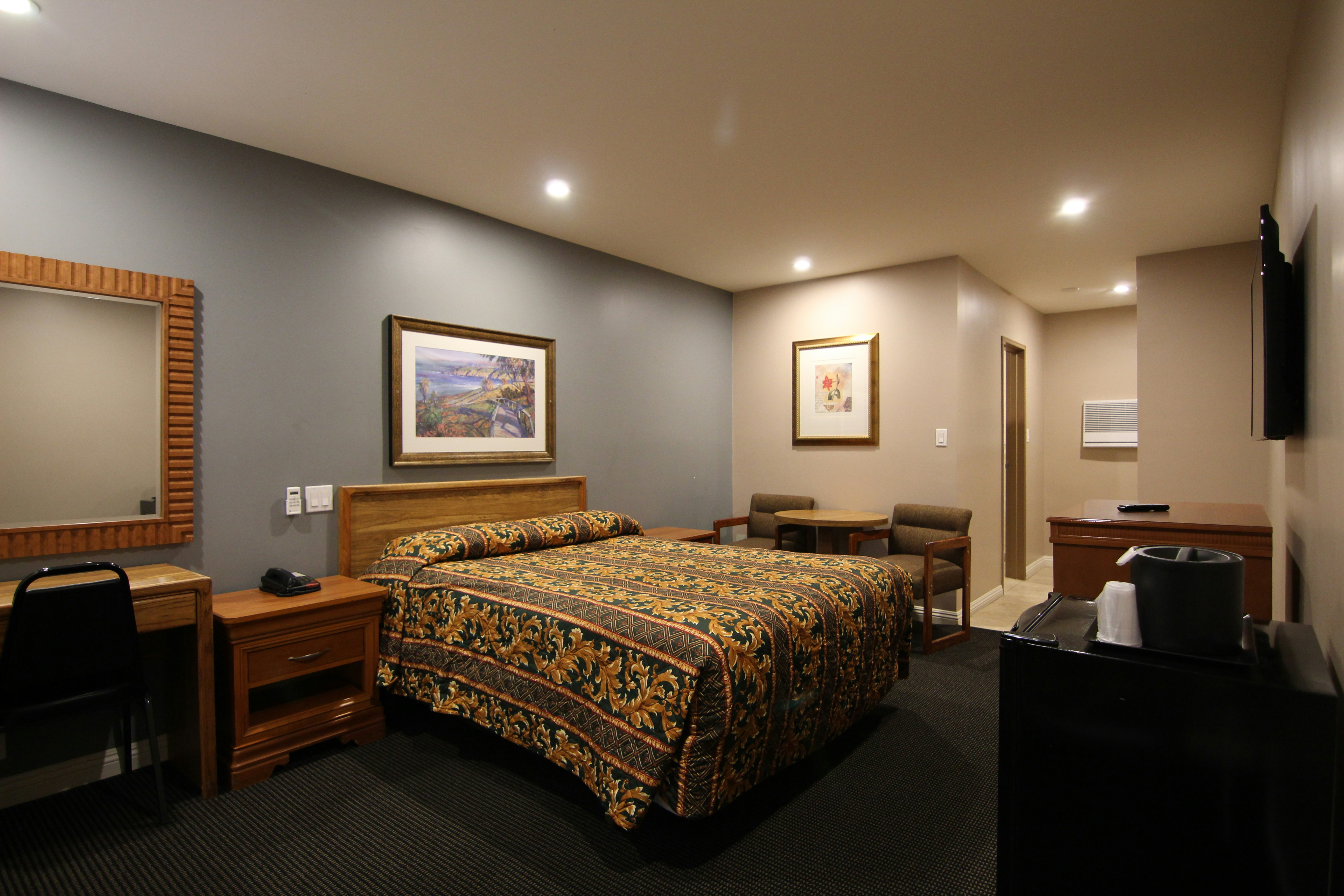 Dunes Inn Wilshire 50/72