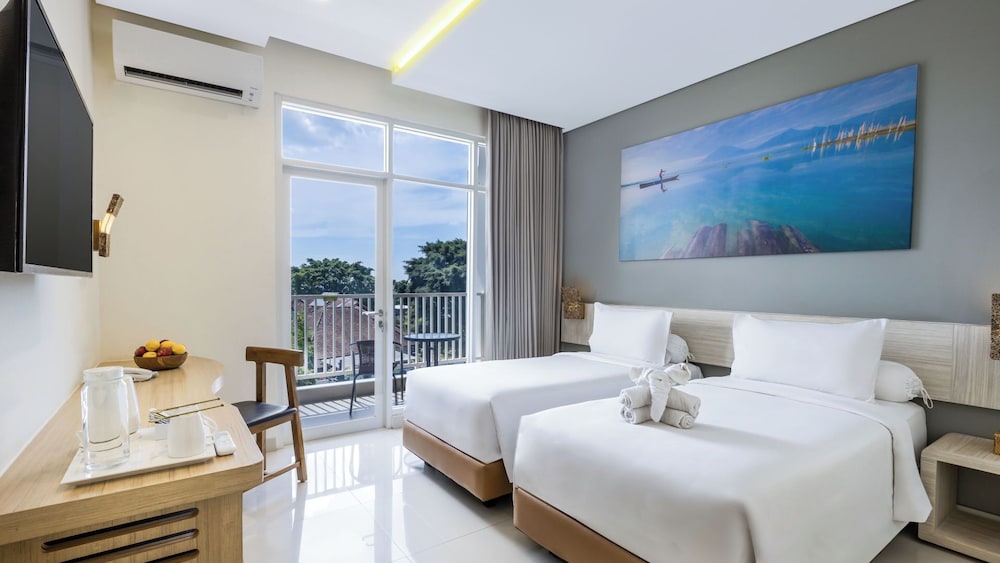 The Wujil Resort and Conventions Semarang 14/43