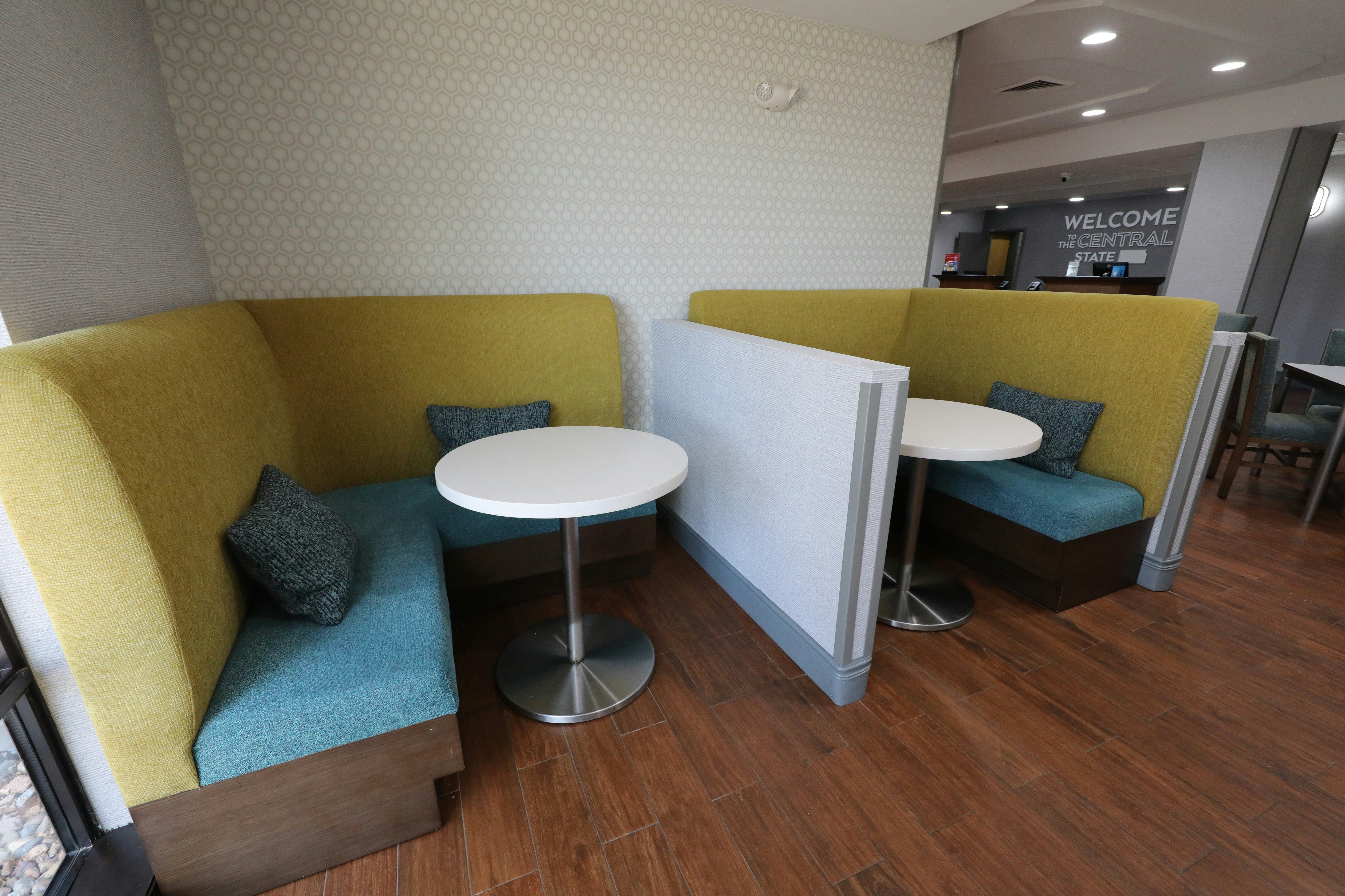 Hampton Inn Hutchinson 36/40