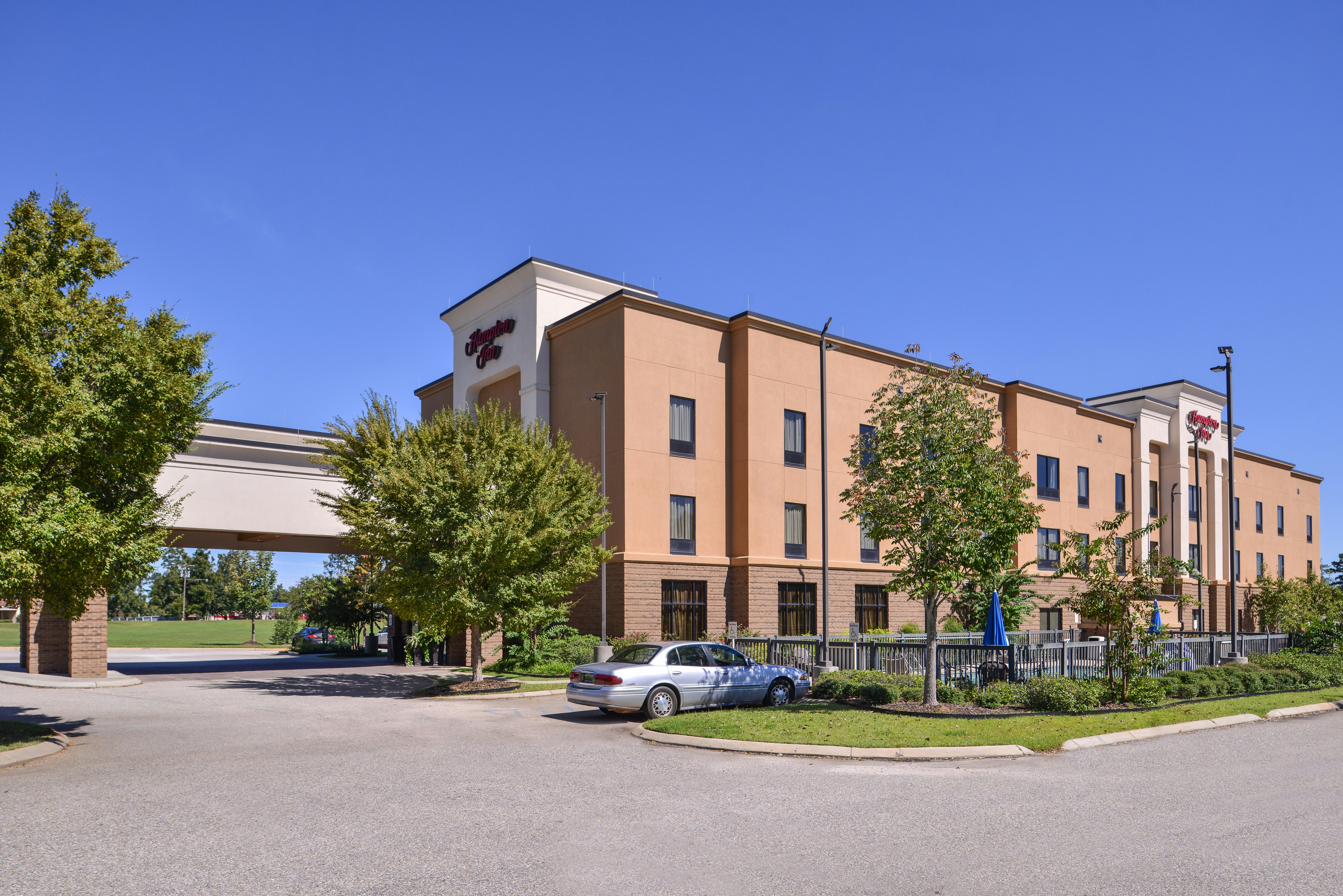 Hampton Inn Jackson, AL 38/44