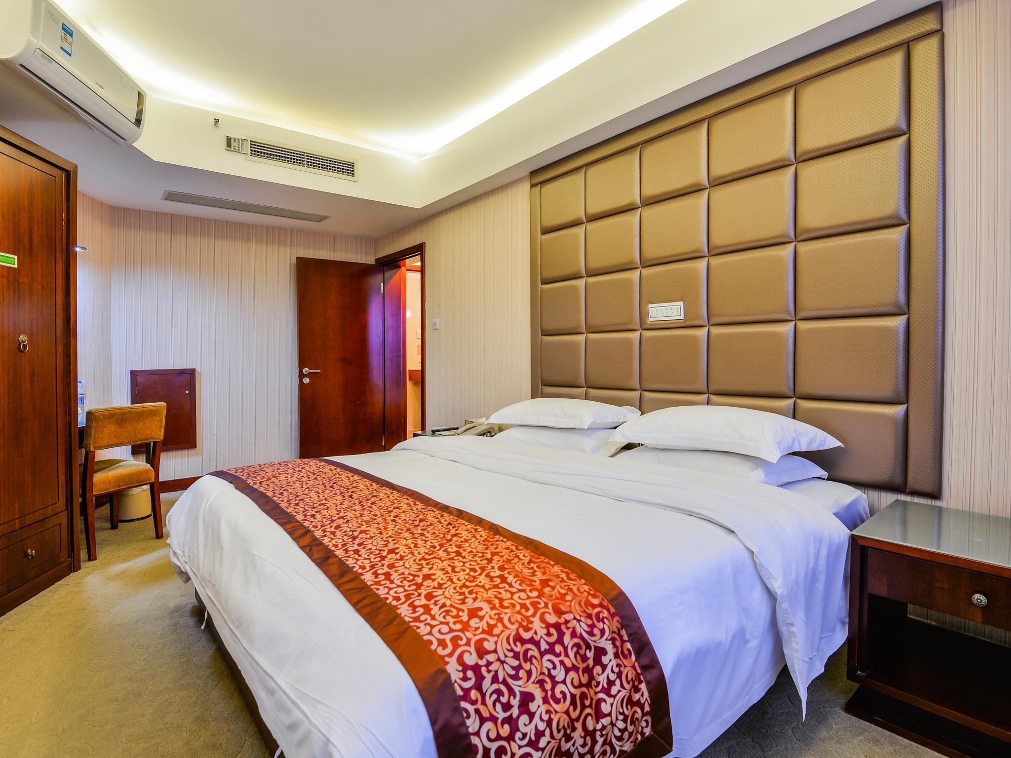 Vienna Hotel Shanghai Pudong Lujiazui Jinqiao Branch 36/39