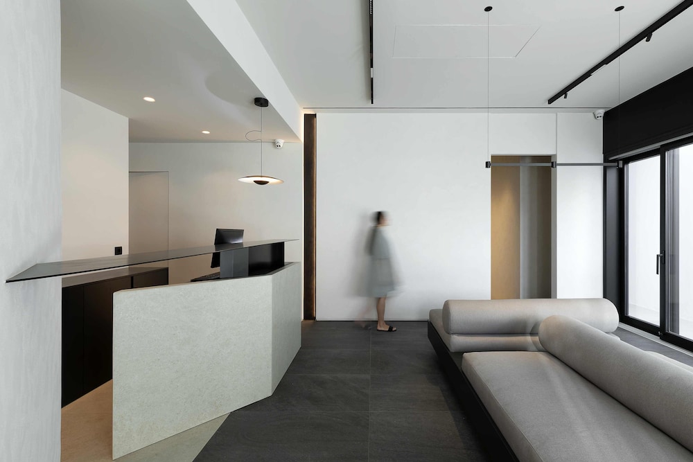CUBIC Mykonos Seafront Design Suites 10/58