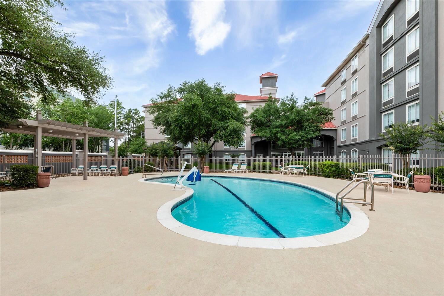 La Quinta Inn & Suites by Wyndham Houston Bush IAH South 41/46