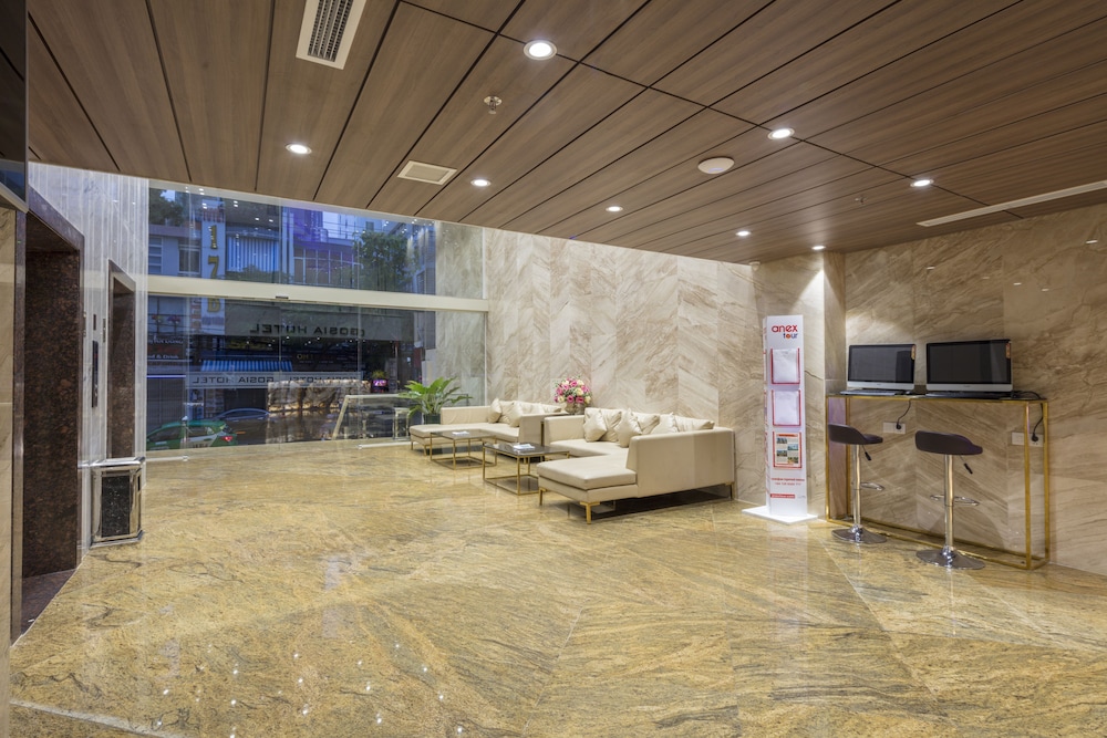 Gosia hotel 49/75