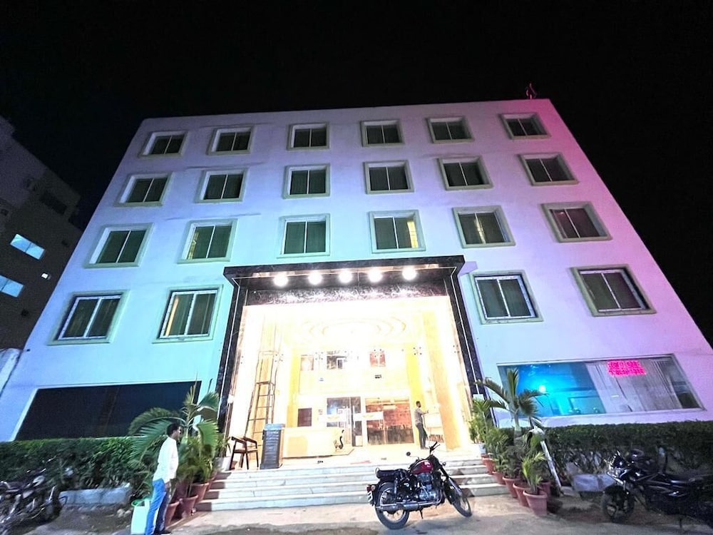 Rainbow International Shamshabad 2/50