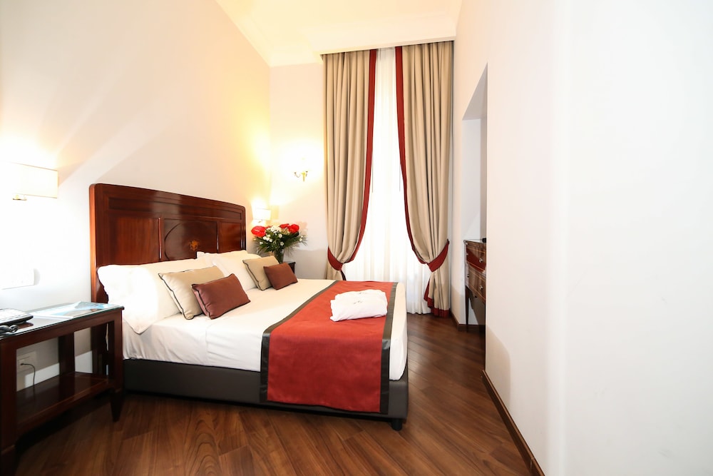 COMFORT, DOUBLE OR TWIN BED