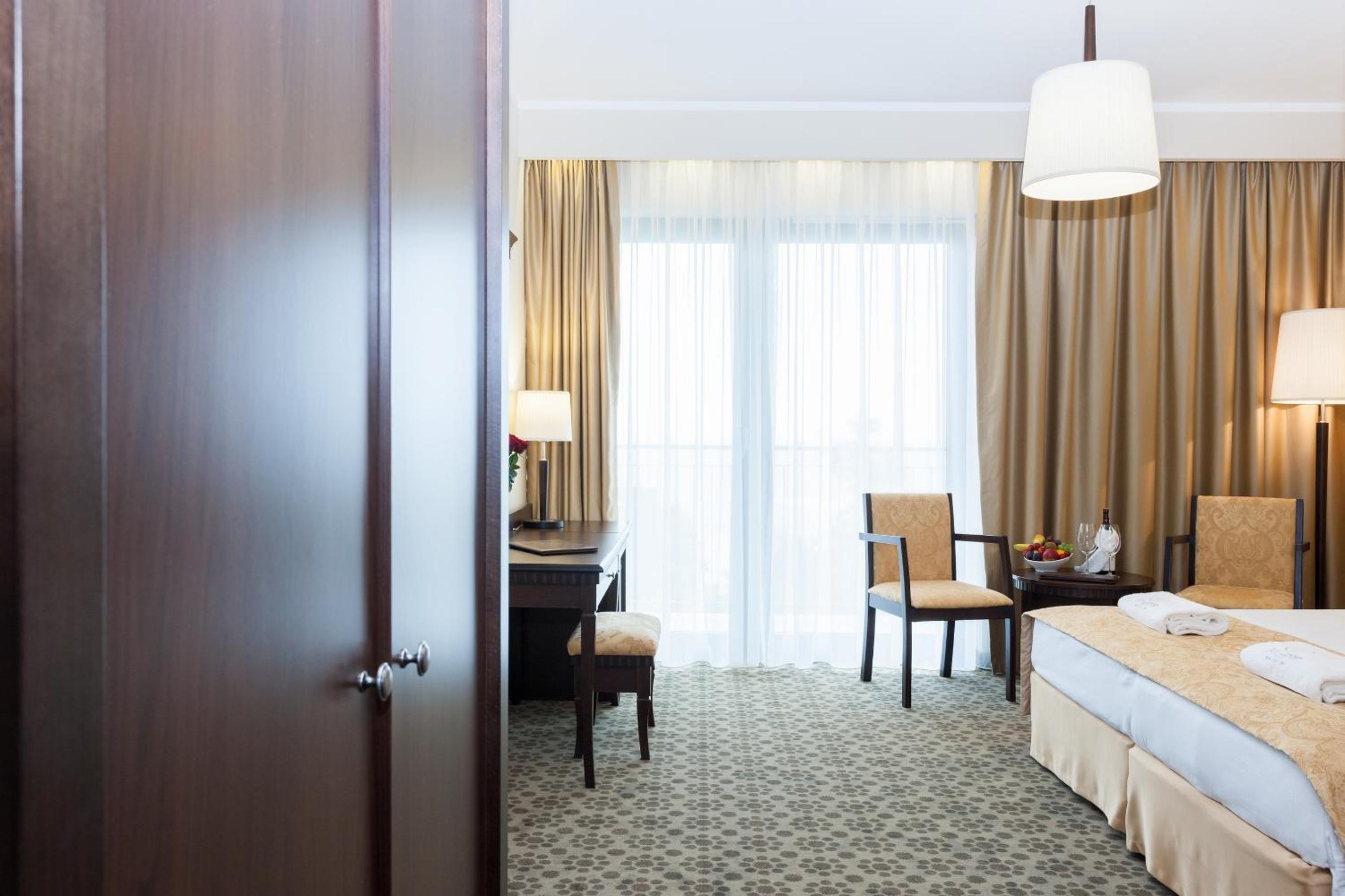 Superior, Double or Twin Bed, Sea View, Hotel Lambert Medical Spa 6/10