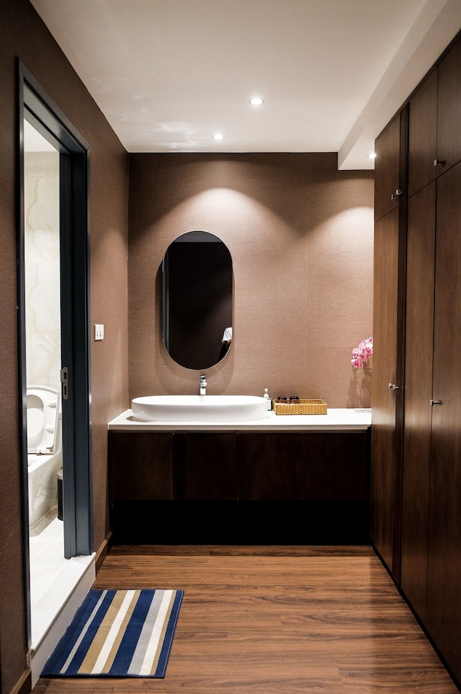 Signature Boutique Hotel 8/50