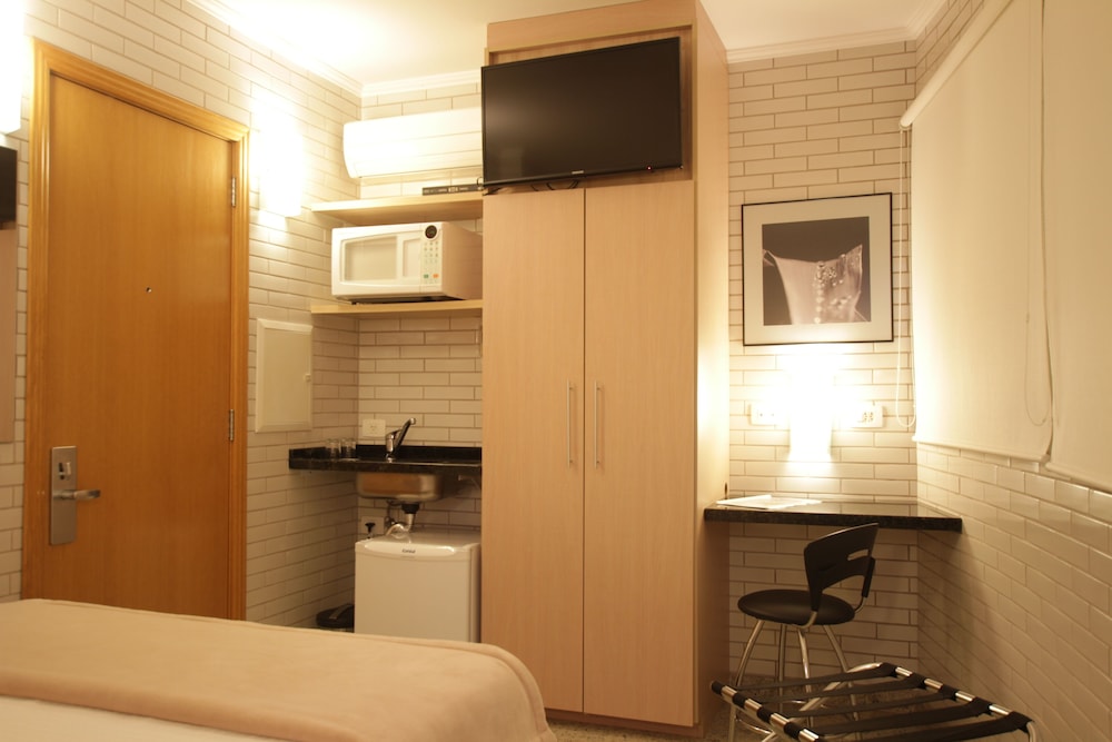 Hotel Confiance Centro Civico 4/33