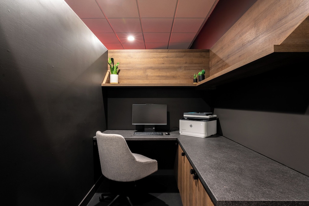 Kins Hotel 44/50