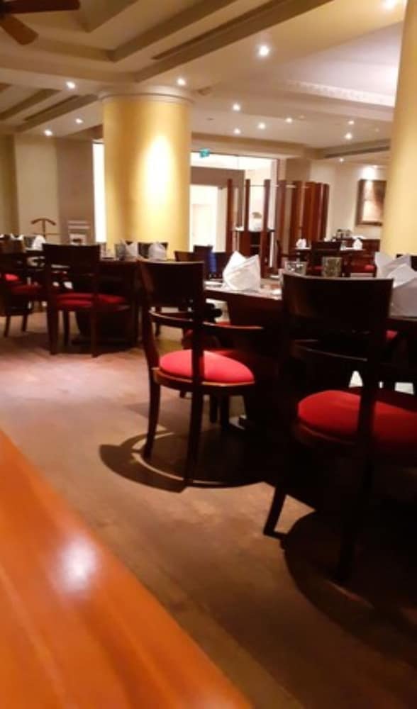 Welcomhotel by ITC Hotels, Cathedral Road, Chennai 48/58