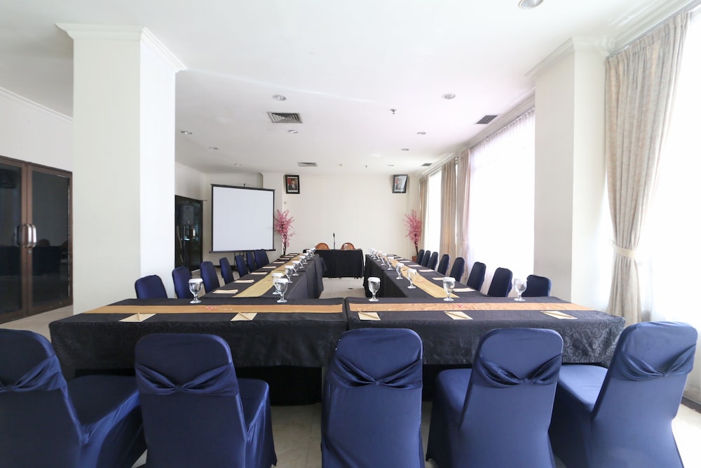 Kaisar Hotel 47/56