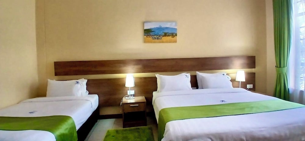 Lia Hotel & Training Centre 17/50