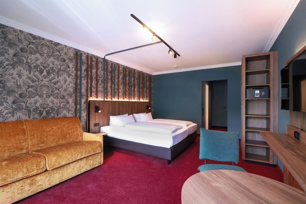 Superior, Triple, Double Bed, Sofa