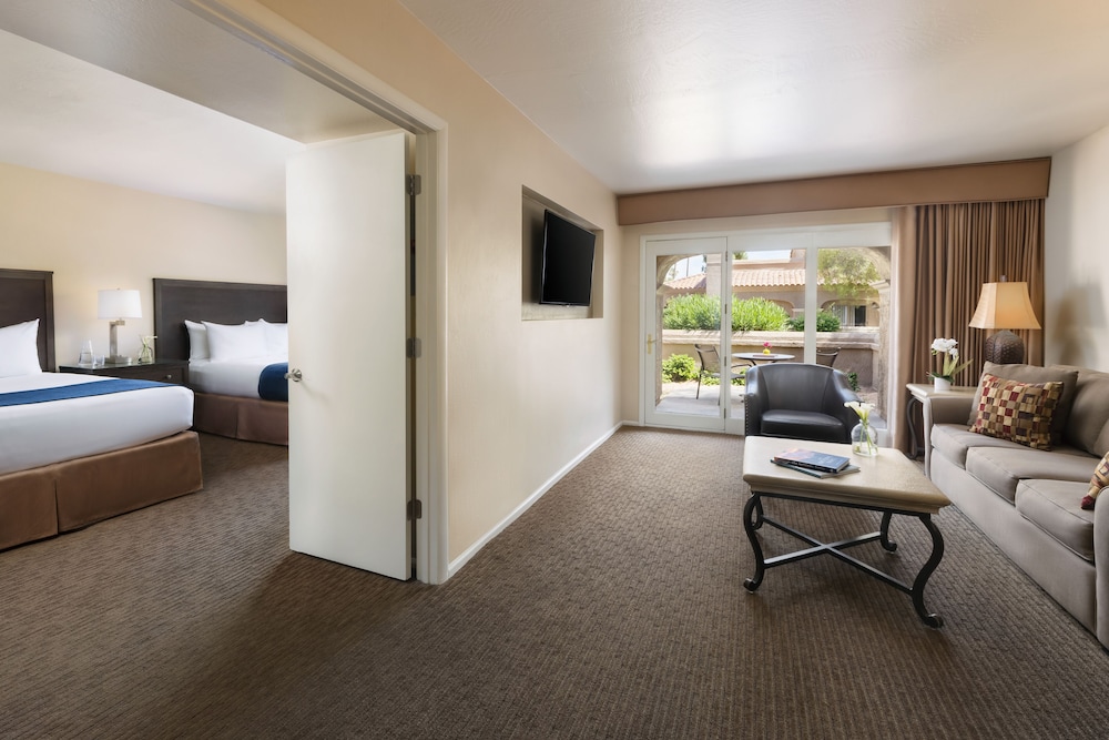 Kimpton Miralina Resort and Villas by IHG 57/84