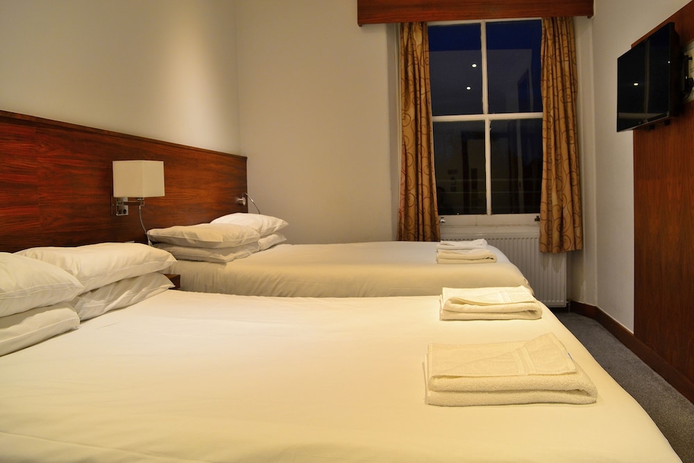 Leisure Inn Hotel 19/56