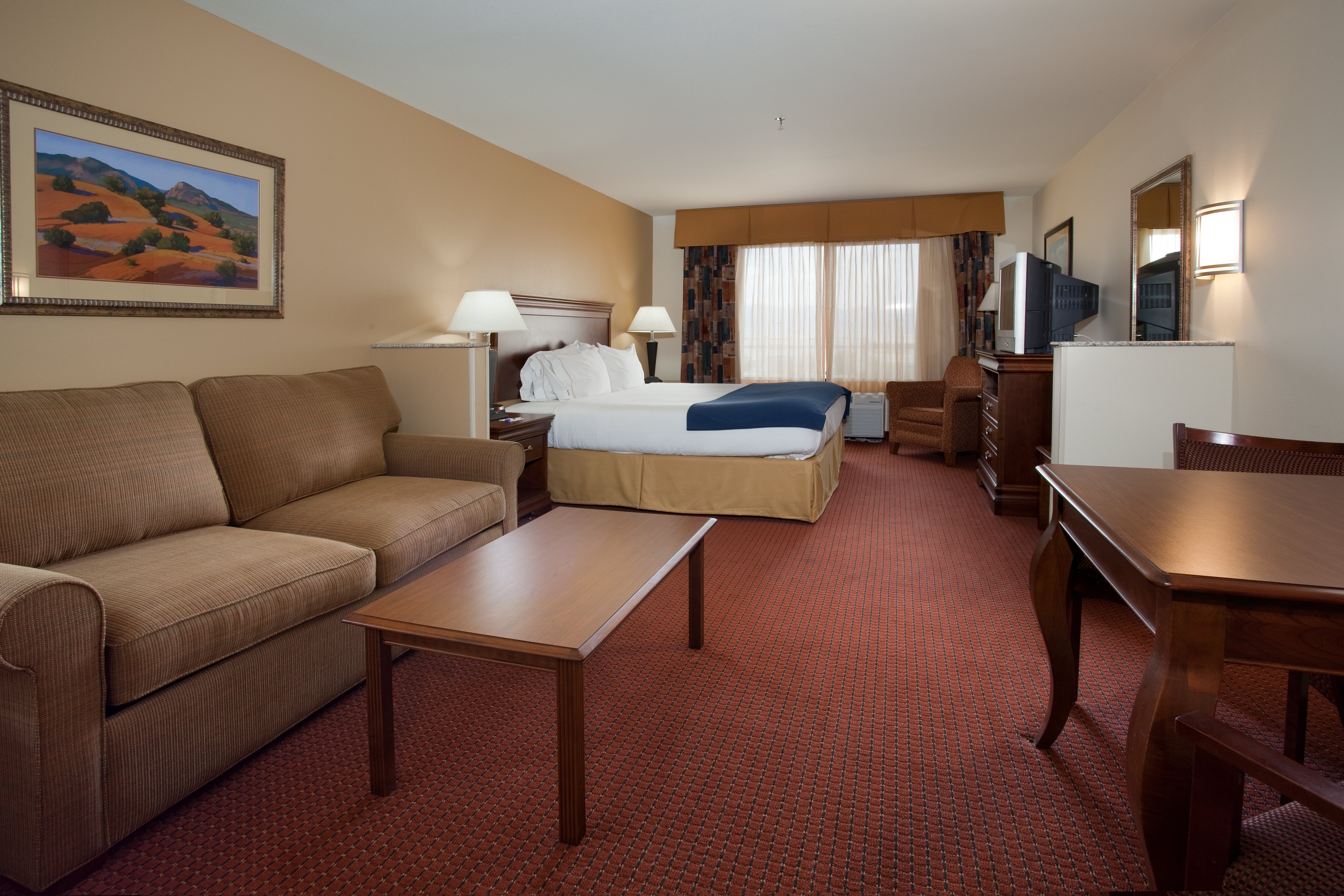 Holiday Inn Express Suites Tooele 32/52