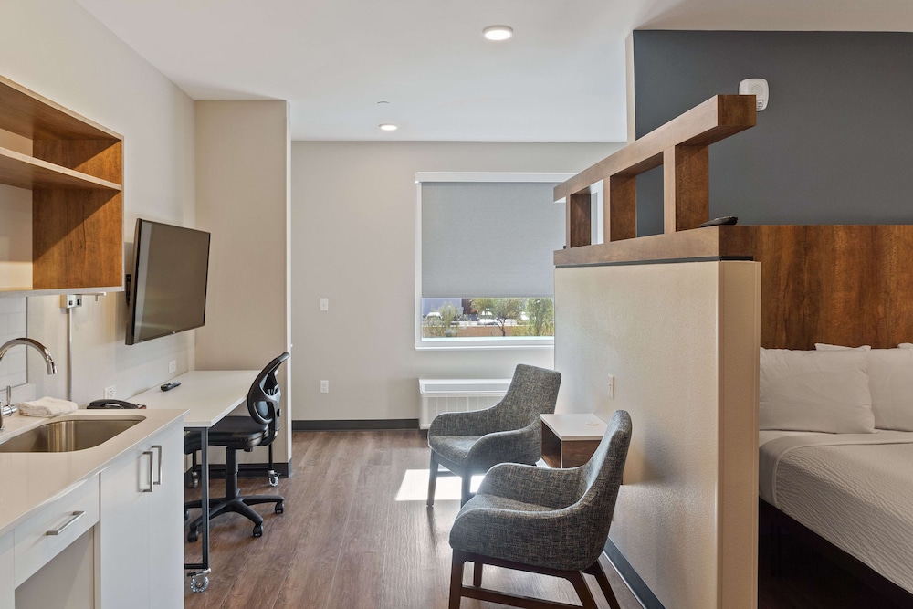 Extended Stay America Premier Suites Phoenix Chandler Downtown 49/63