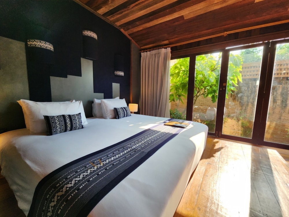 Athita The Hidden Court Chiang Saen 18/48