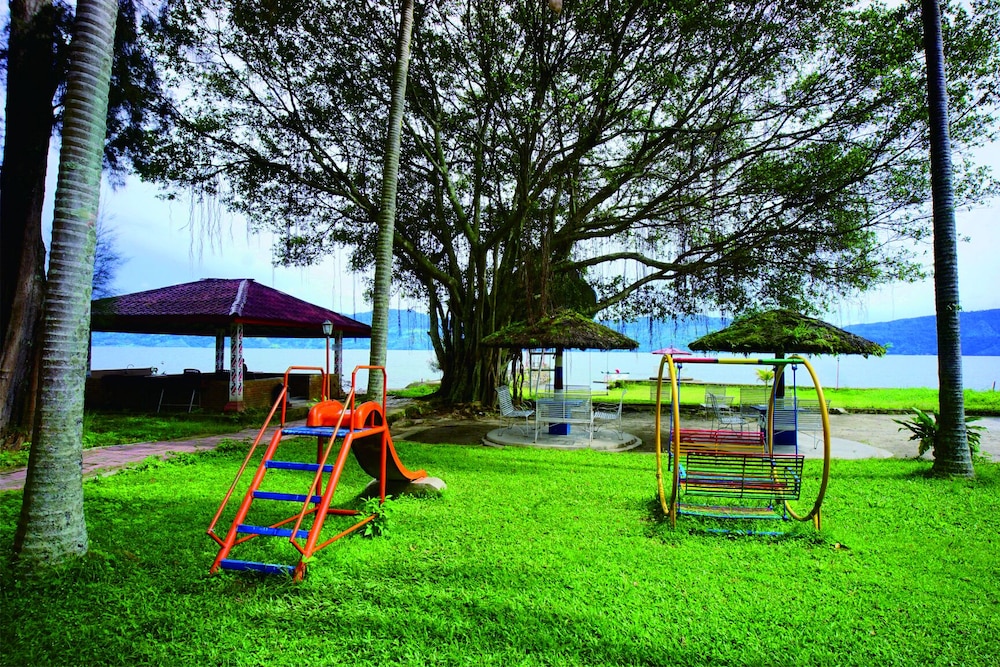 Pandu Lakeside Hotel Tuktuk 34/51