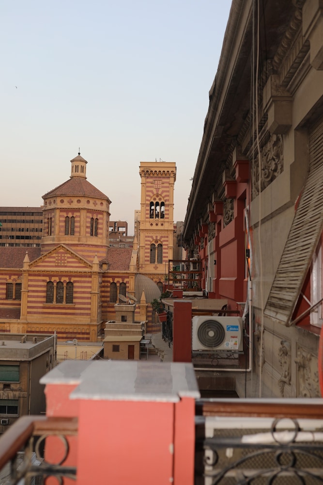 Midtown Hostel 49/50