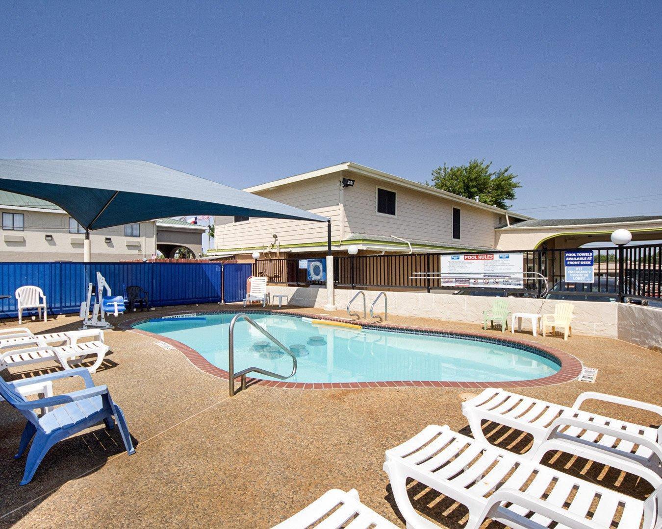 Rodeway Inn San Antonio Lackland AFB - SeaWorld 60/66