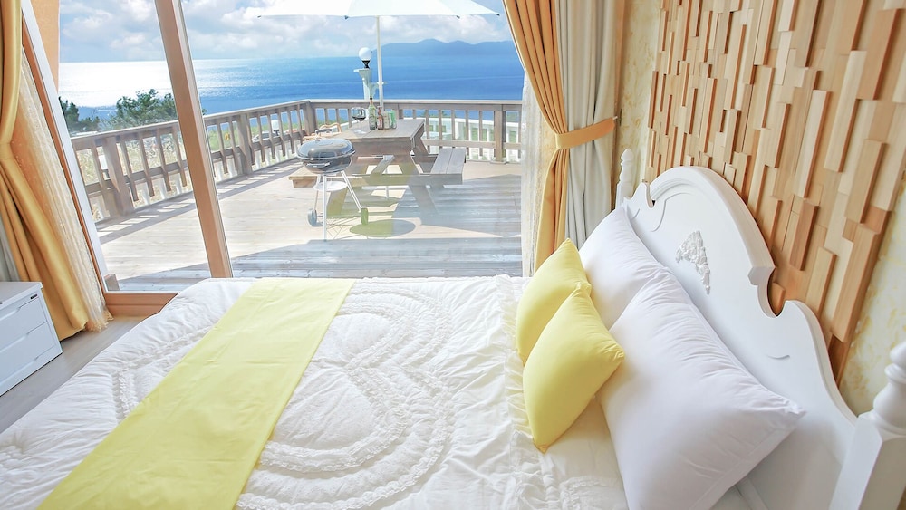 Namhae Bel Vienne Pension 21/50
