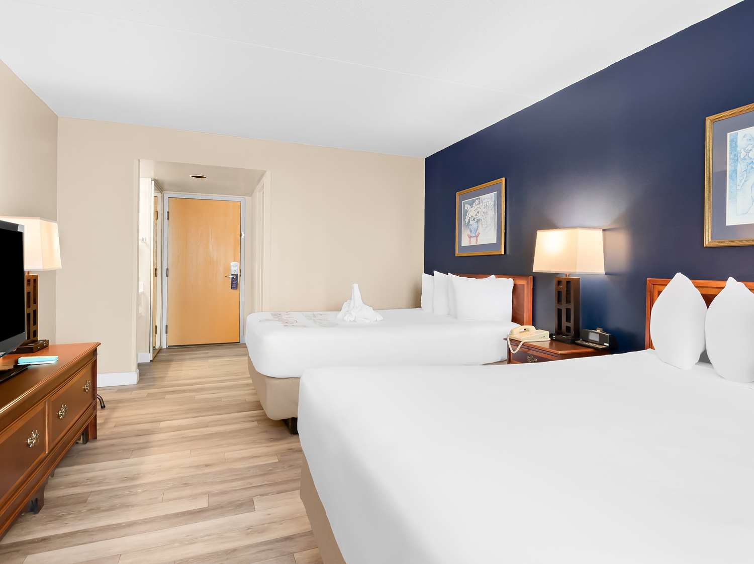 Room, 2 Queen Beds, Executive Level
