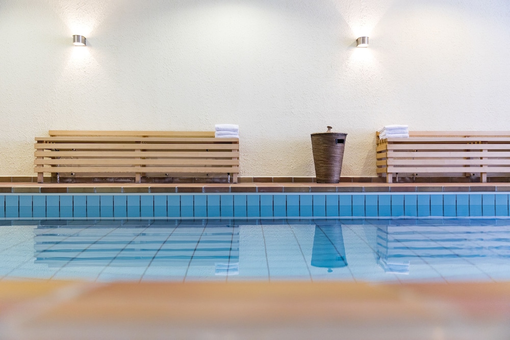 Wald & Golfhotel Lottental 15/29