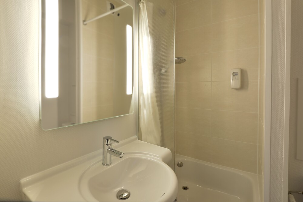 B&B Hotel Bourges 2 15/31