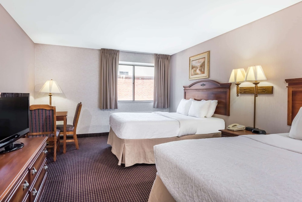 Ramada by Wyndham Pottsville/Frackville 10/31