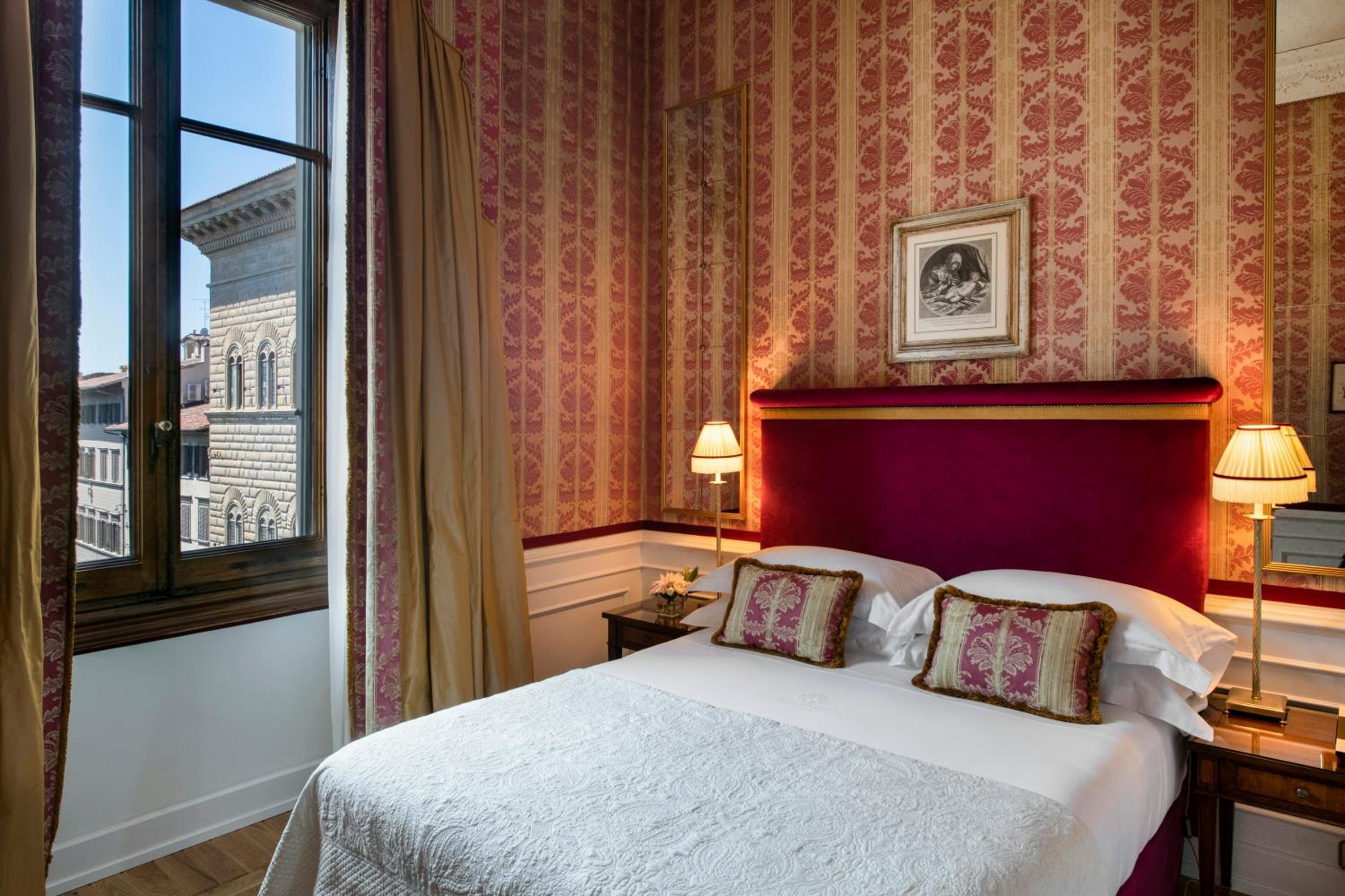 Helvetia, Heritage, Suite, 1 Queen and 1 Single Bed