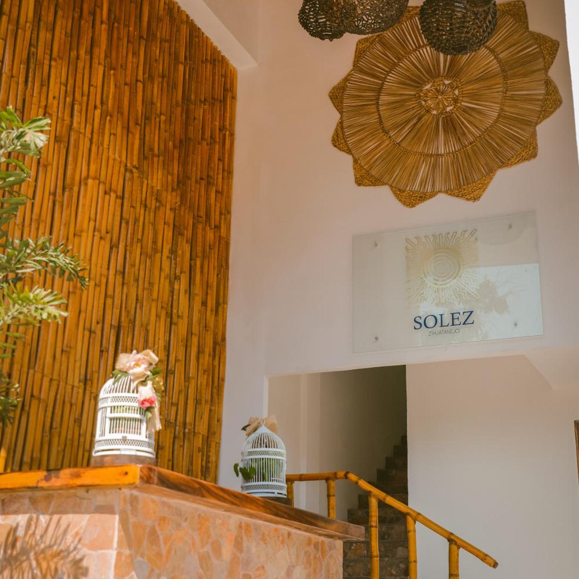 Solez Zihuatanejo 5/50